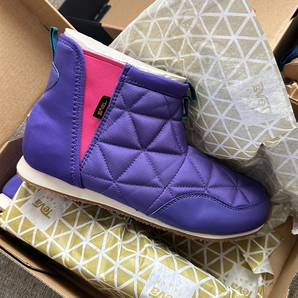 NEW TEVA YOUTH EMBER MID - Picture 3 of 5